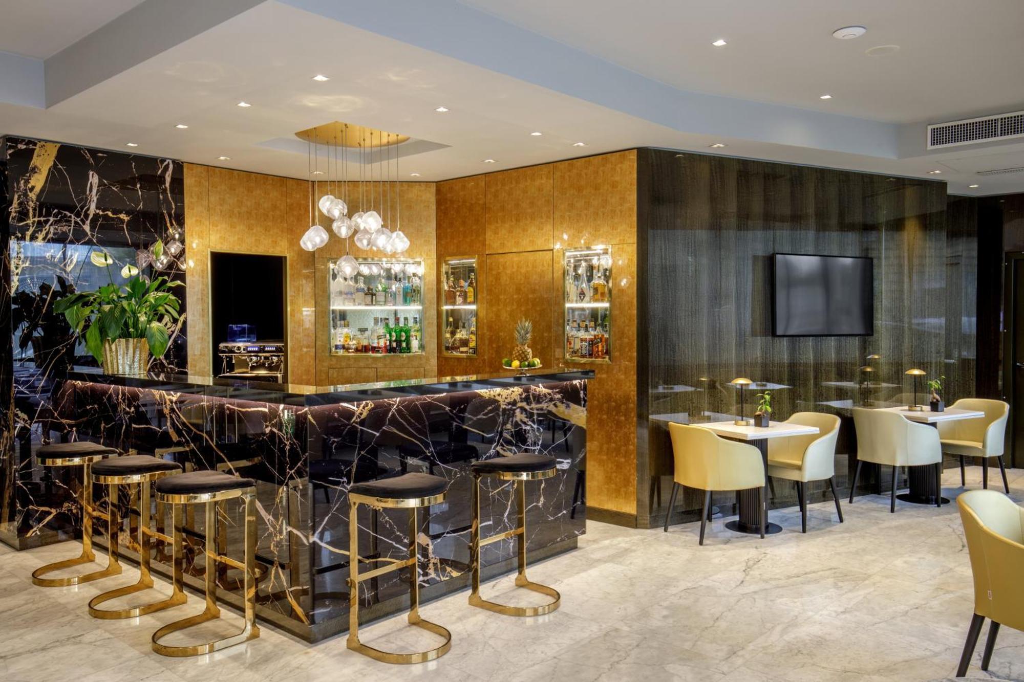 Hotell St Martin By Omnia 4*